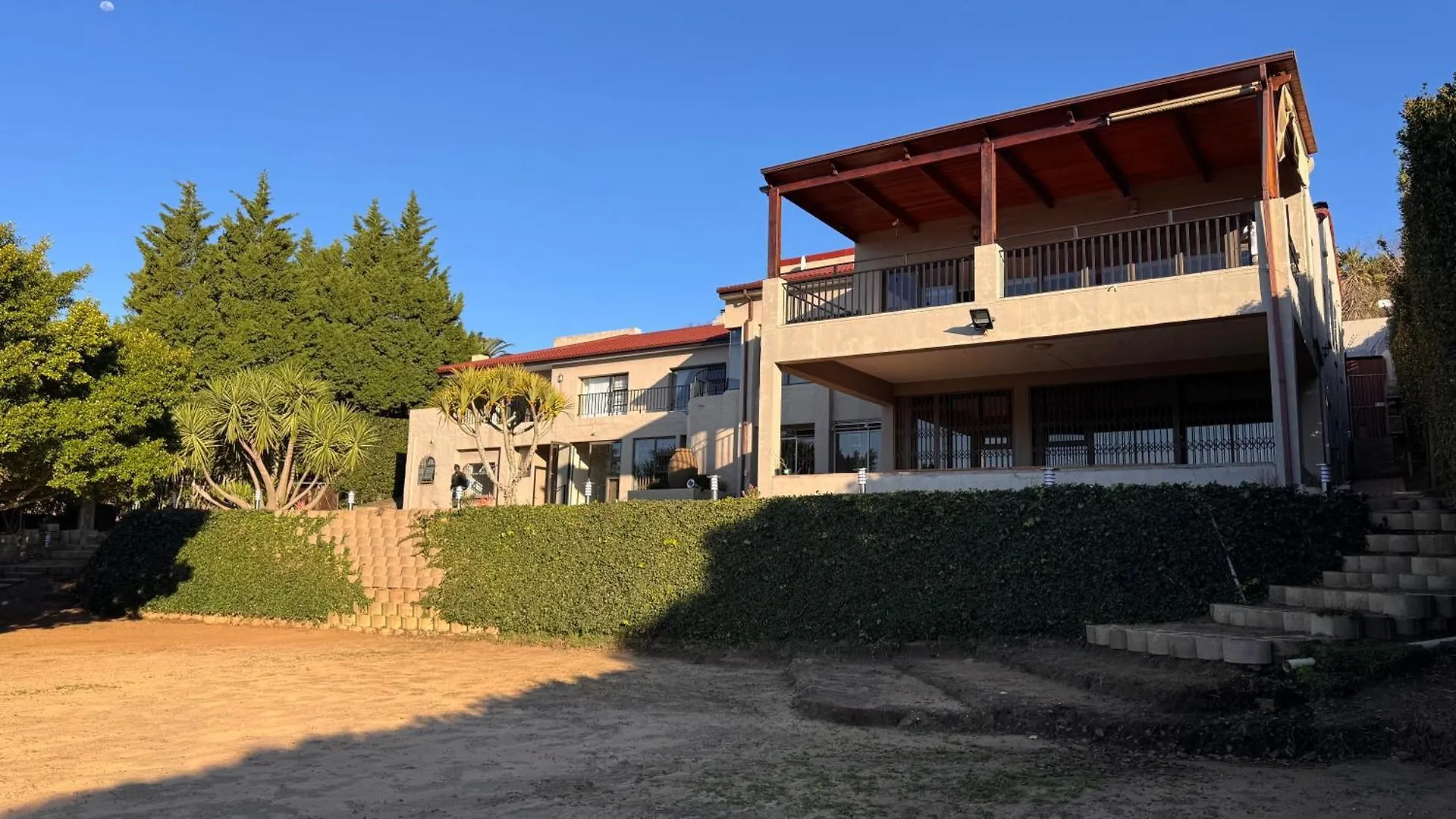 B Shocked Manor - Lux Suites Cape Town