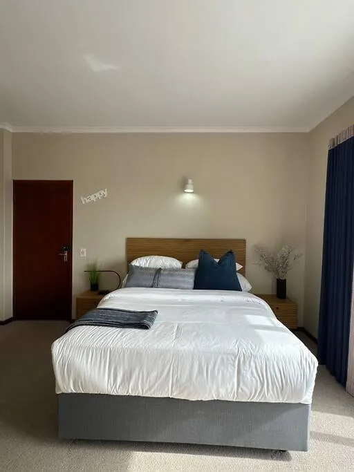 Tatil Evi B Shocked Manor - Lux Suites Cape Town