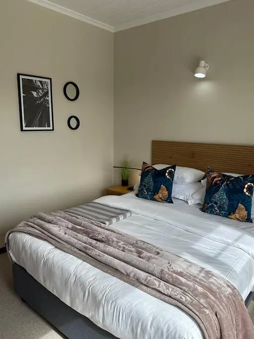 B Shocked Manor - Lux Suites Cape Town Tatil Evi