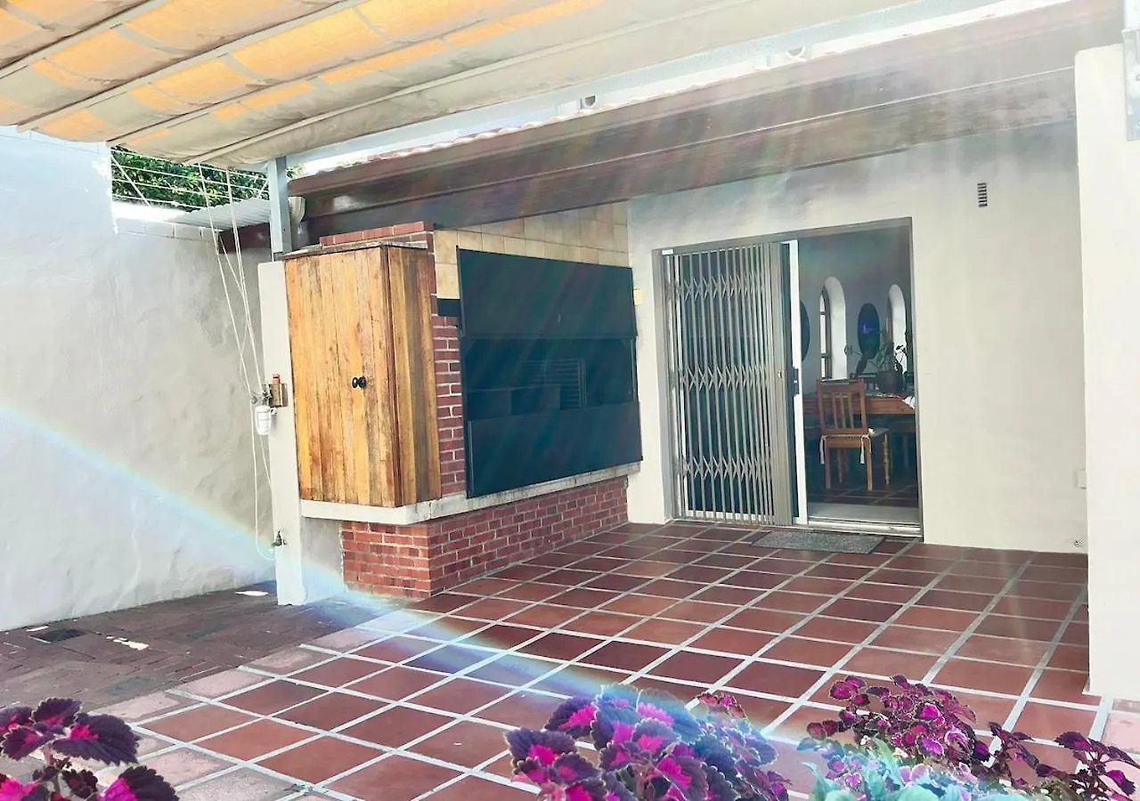 B Shocked Manor - Lux Suites Cape Town Tatil Evi