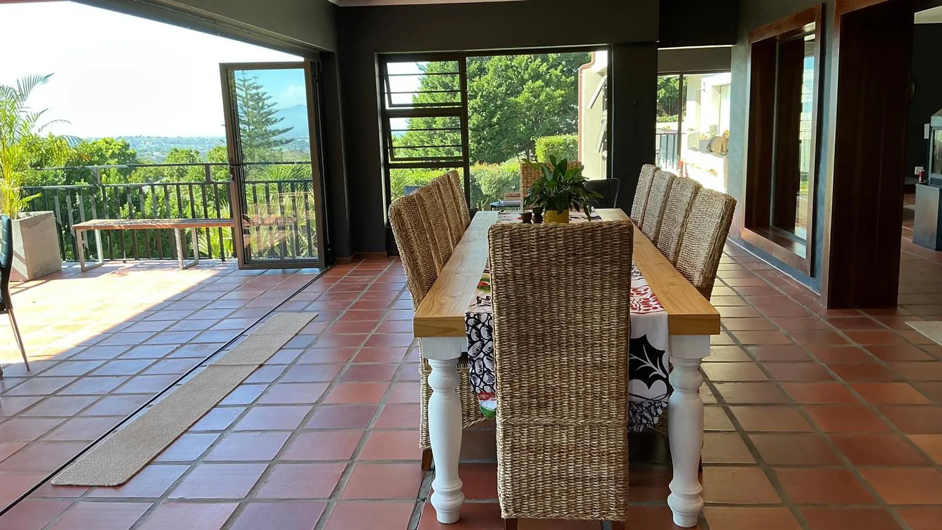 Tatil Evi B Shocked Manor - Lux Suites Cape Town