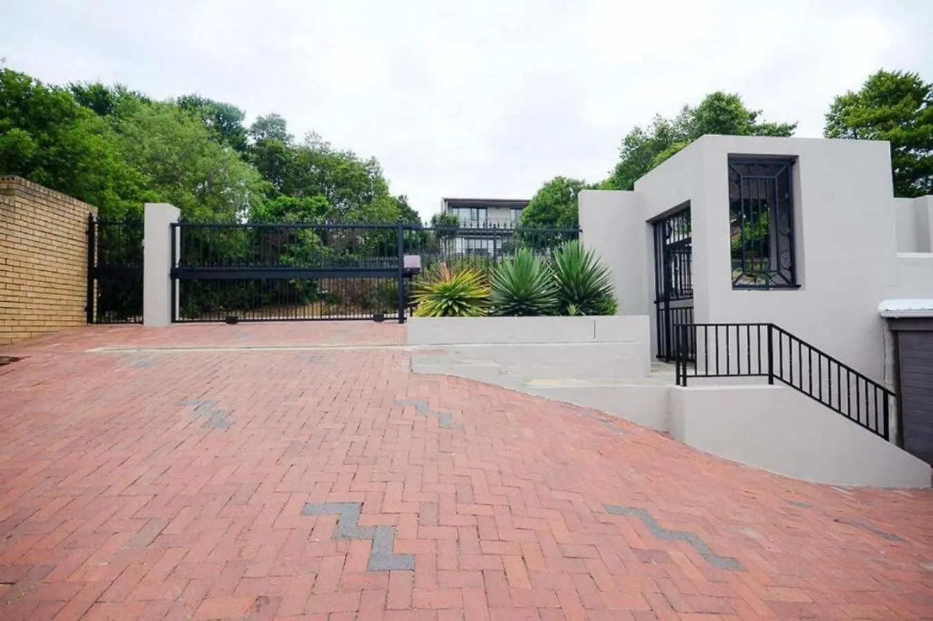 B Shocked Manor - Lux Suites Cape Town 0*,